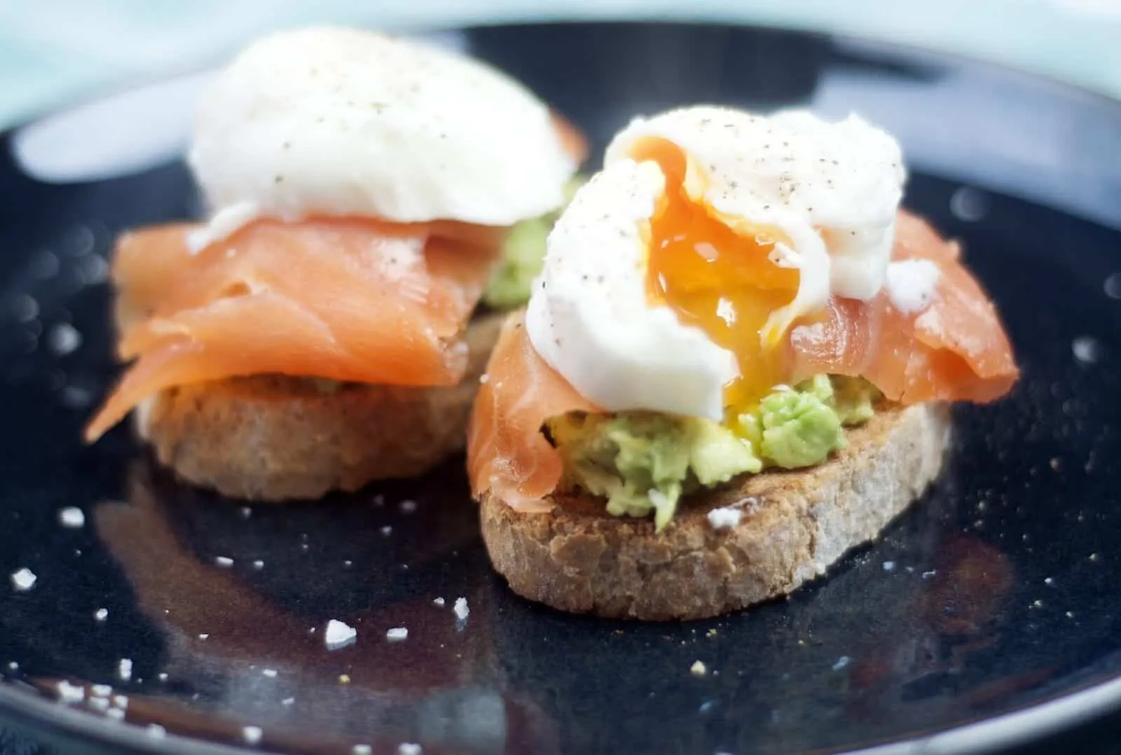poached egg smoked salmon avocado