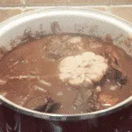 Look at this wonderful and tender slow-cooked braised short rib. Mouthwatering right? It takes some time to cook but hardly any time to prepare. Make it in the morning and go enjoy the rest of your day. It will be ready waiting for you as dinner time rolls along! Yum! | theyumyumclub.com