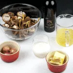 Wonderfully warming wild mushroom soup. Very easy to make and a fantastic winter lunch when served with some fresh crusty granary bread. Yum! theyumyumclub.com