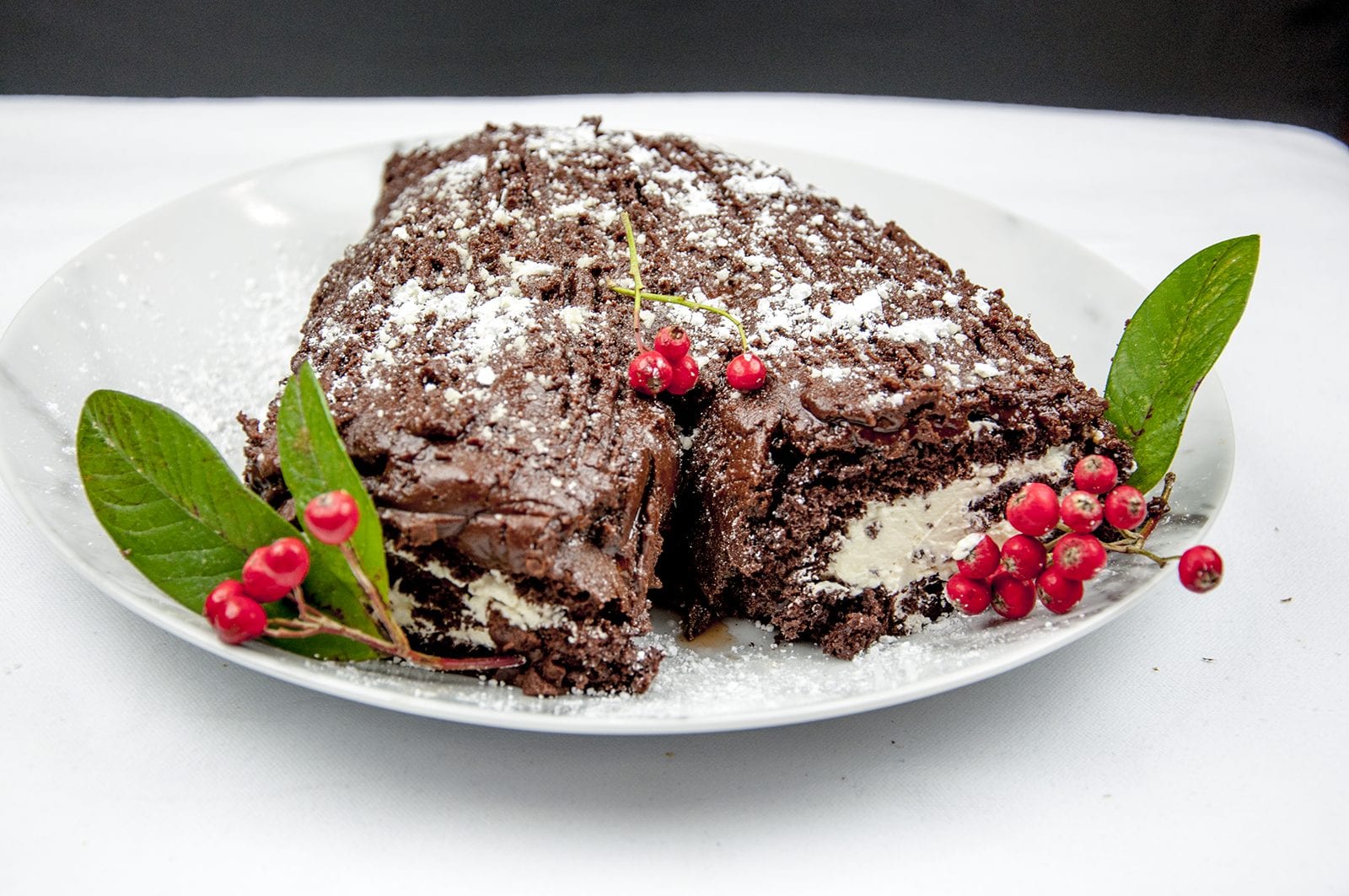 How to make a Yule Log - Festive chocolate bliss! And the kids can help!!