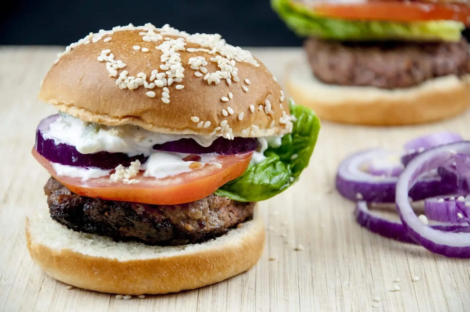 Lamb burgers are a great alternative to the traditional beef burger, and far tastier. Make them at home in no time. Try in a brioche bun with tzatziki. Yum! | theyumyumclub.com