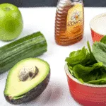 The Green Goddess is the ultimate green smoothie. Fresh green apple, avocado, spinach and cucumber. What a refreshing start to the day. Fantastic and yummy! | theyumyumclub.com