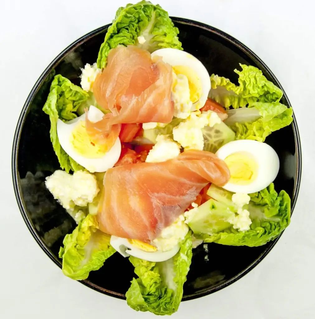 This is a fantastic smoked salmon and feta salad. The feta and the smokiness od the salmon really work. A touch of Greece in your own home Yum!