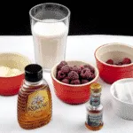 https://theyumyumclub.com/2019/01/03/green-tea-raspberry-banana-smoothie/