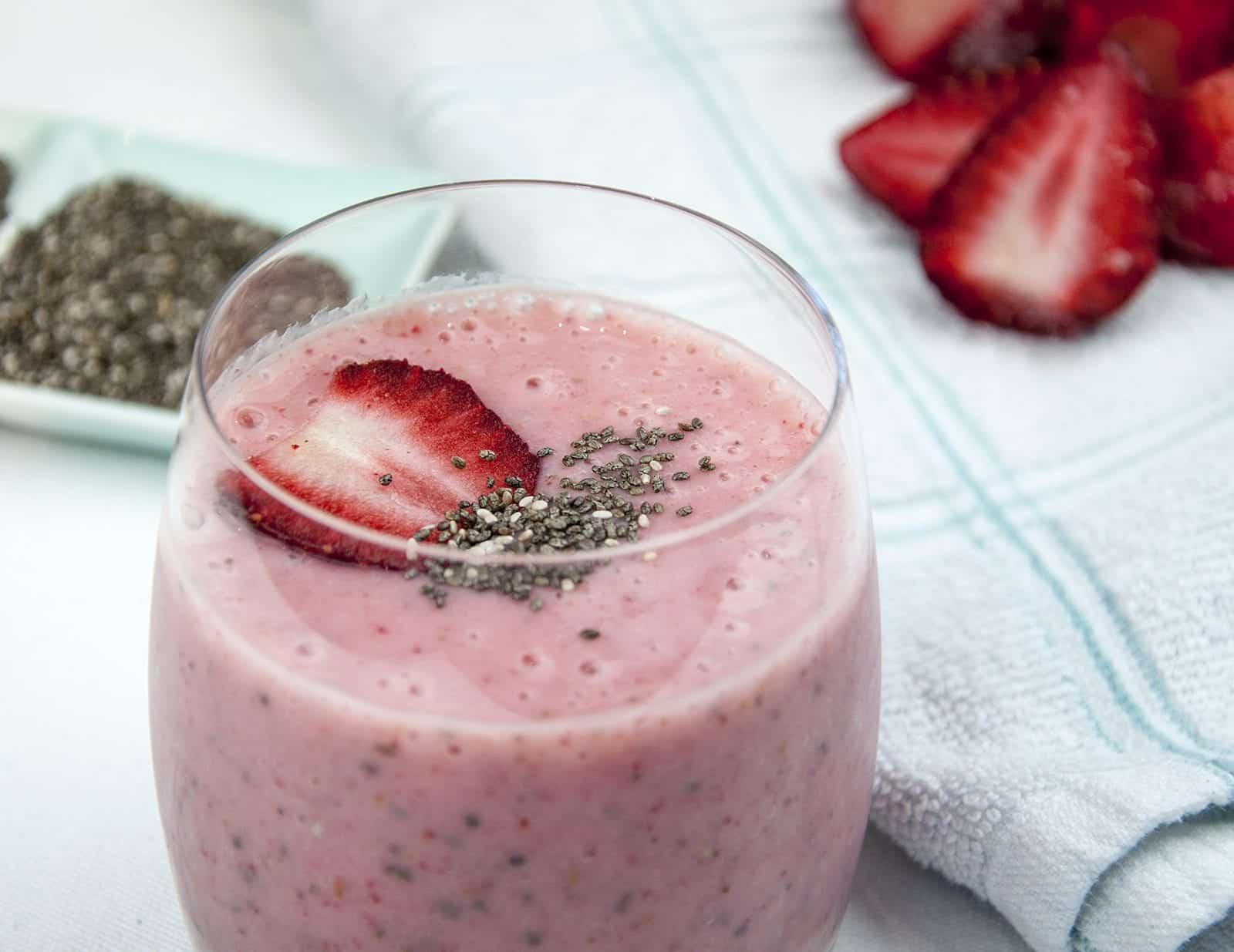 Strawberry Chia Seeds - What a smoothie. Vegan friendly too!!