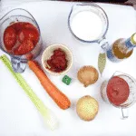 Traditional and classic tomato and basil soup. What a recipe! Tasty, creamy and at only 169 calories per serving, very healthy too!! If you miss out the scones... ???? Yum! | theyumyumclub.com