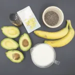 Avocado and spinach detox smoothie. But why detox? Because of the superfoods of ginger and chia seeds! All washed down with almond milk and honey. Yum! | theyumyumclub.com