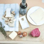 This individual beef wellington recipe is a yummy treat for one or more. Beef tenderloin, rich duxelle, and flakey puff pastry. Decadence at is best ???? | theyumyumclub.com
