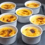 Creme brulee is a classic French dessert of rich creamy custard with a crunchy caramelized sugar topping. This recipe really is pure decadence. Yum! ???? | theyumyumclub.com