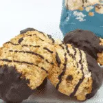 https://theyumyumclub.com/2019/02/05/chocolate-dipped-coconut-macaroons/