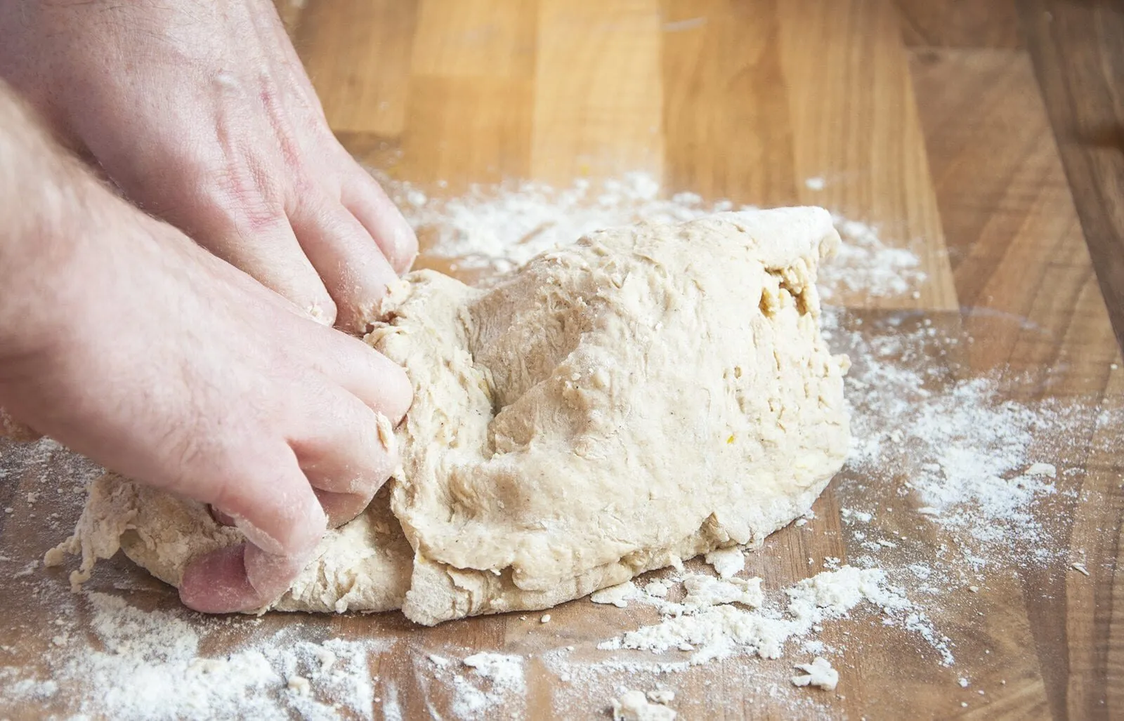 It's Easter so hot cross buns are on the menu!! What a joyous moment. Homemade hot cross buns. Simple to make and so delicious. Yum! Yum! | theyumyumclub.com