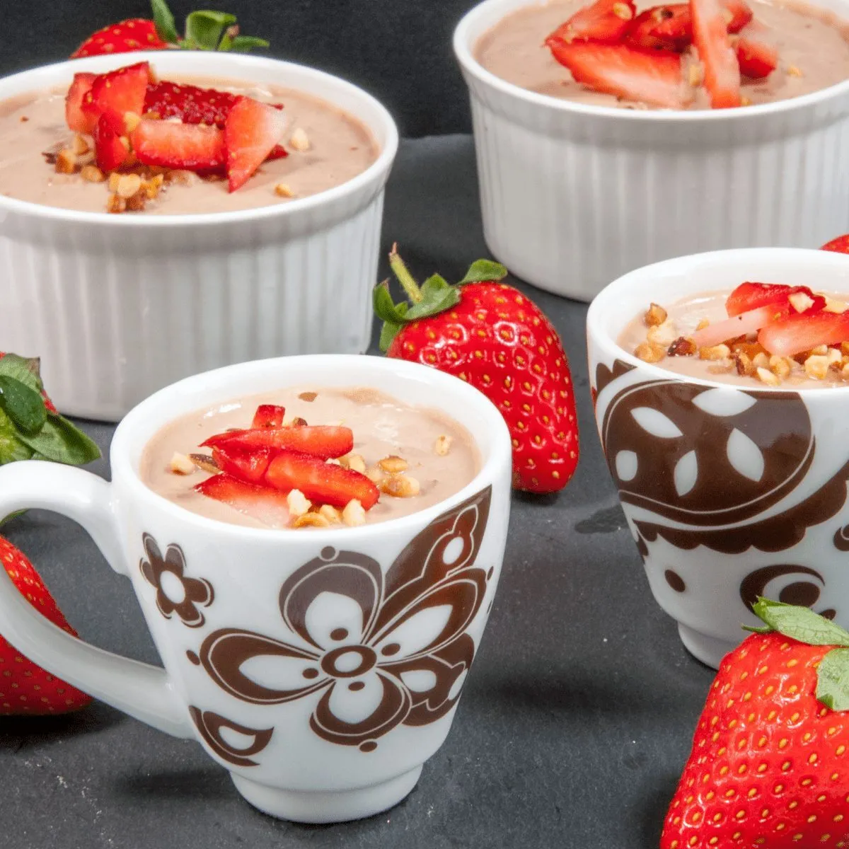 Greek yogurt chocolate hazelnut mousse is a delicious and healthy alternative to ice cream. Finish that dinner part without a guilty conscience! Yum! ????