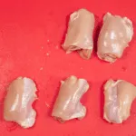 Aromatic tandoori chicken tikka style. Prepare the chicken | https://theyumyumclub.com/2019/05/01/chicken-tandoori-tikka-style/