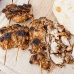 Aromatic Barbecue Chicken Gyros | https://theyumyumclub.com/2019/04/24/aromatic-barbecue-chicken-gyros/
