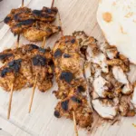 Aromatic Barbecue Chicken Gyros | https://theyumyumclub.com/2019/04/24/aromatic-barbecue-chicken-gyros/