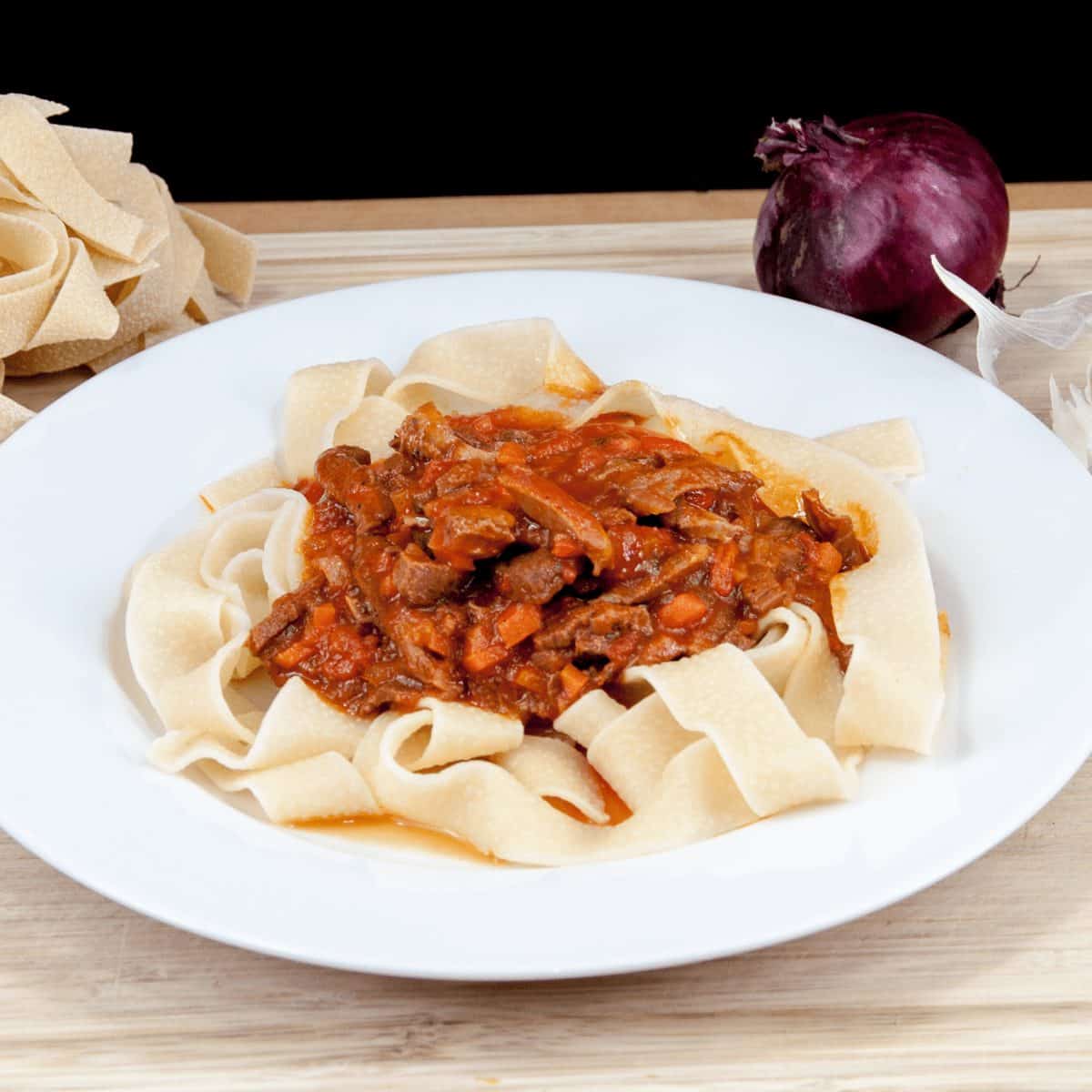 Leftover Marrakesh Lamb Ragu Pappardelle. North Africa meets the Mediterranean. What a food combination! What a recipe! And using leftovers means no waste!! | theyumyumclub.com