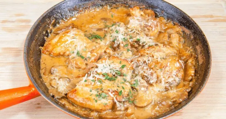 Creamy sherry and thyme chicken thighs. A wonderfully mouthwatering and delicious recipe. Add in wild mushrooms and you have one very special dish. Yum! | theyumyumclub.com