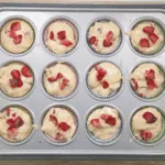 Strawberry muffins. Yum! Whether it's breakfast, mid-morning coffee or afternoon tea munching on these strawberry muffins will get you through the day ???? | theyumyumclub.com