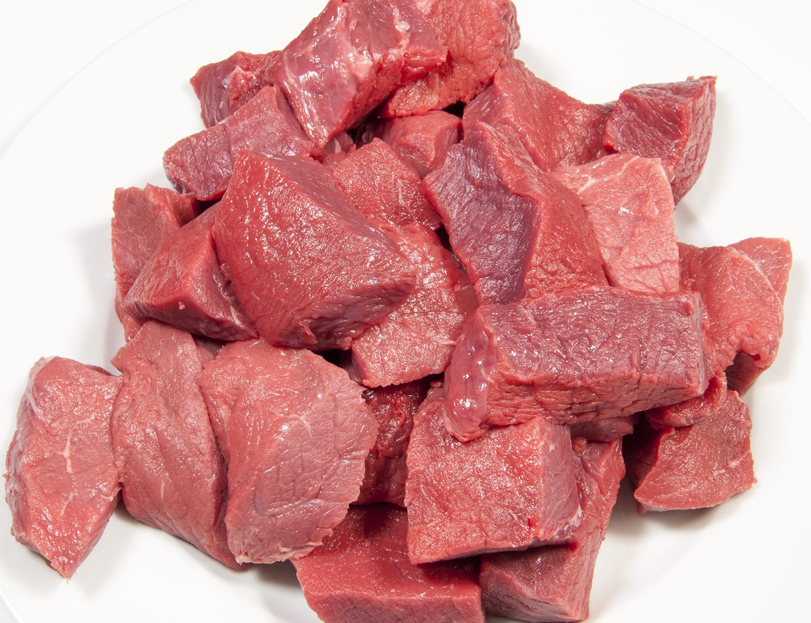 Braised beef rump in red wine. Diced the steak | https://theyumyumclub.com/2019/05/08/braised-beef-rump-red-wine/