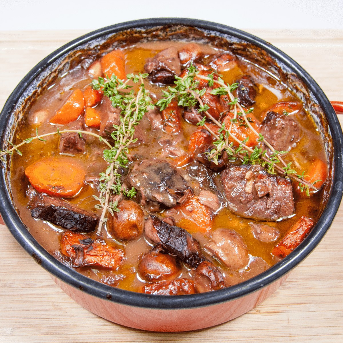 Braised beef rump in red wine | https://theyumyumclub.com/2019/05/08/braised-beef-rump-red-wine/