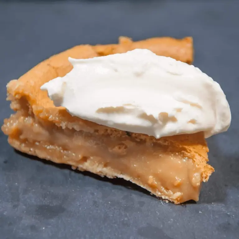 School Pudding Gypsy Tart | https://theyumyumclub.com/2019/05/23/school-pudding-gypsy-tart/