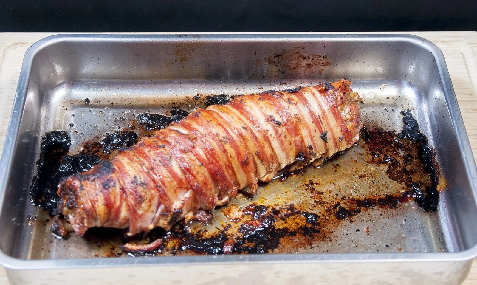 Streaky & apple pork tenderloin. Roast the stuffed tenderloin | https://theyumyumclub.com/2019/05/19/streaky-apple-pork-tenderloin/