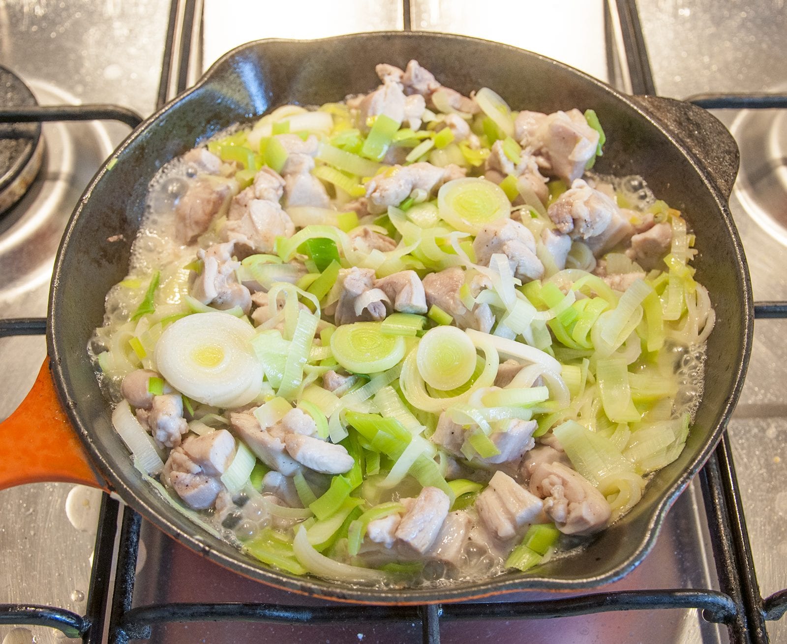 Chicken and Leek Dauphinoise. Cook the leeks and mix in | https://theyumyumclub.com/2019/06/03/chicken-leek-dauphinoise/