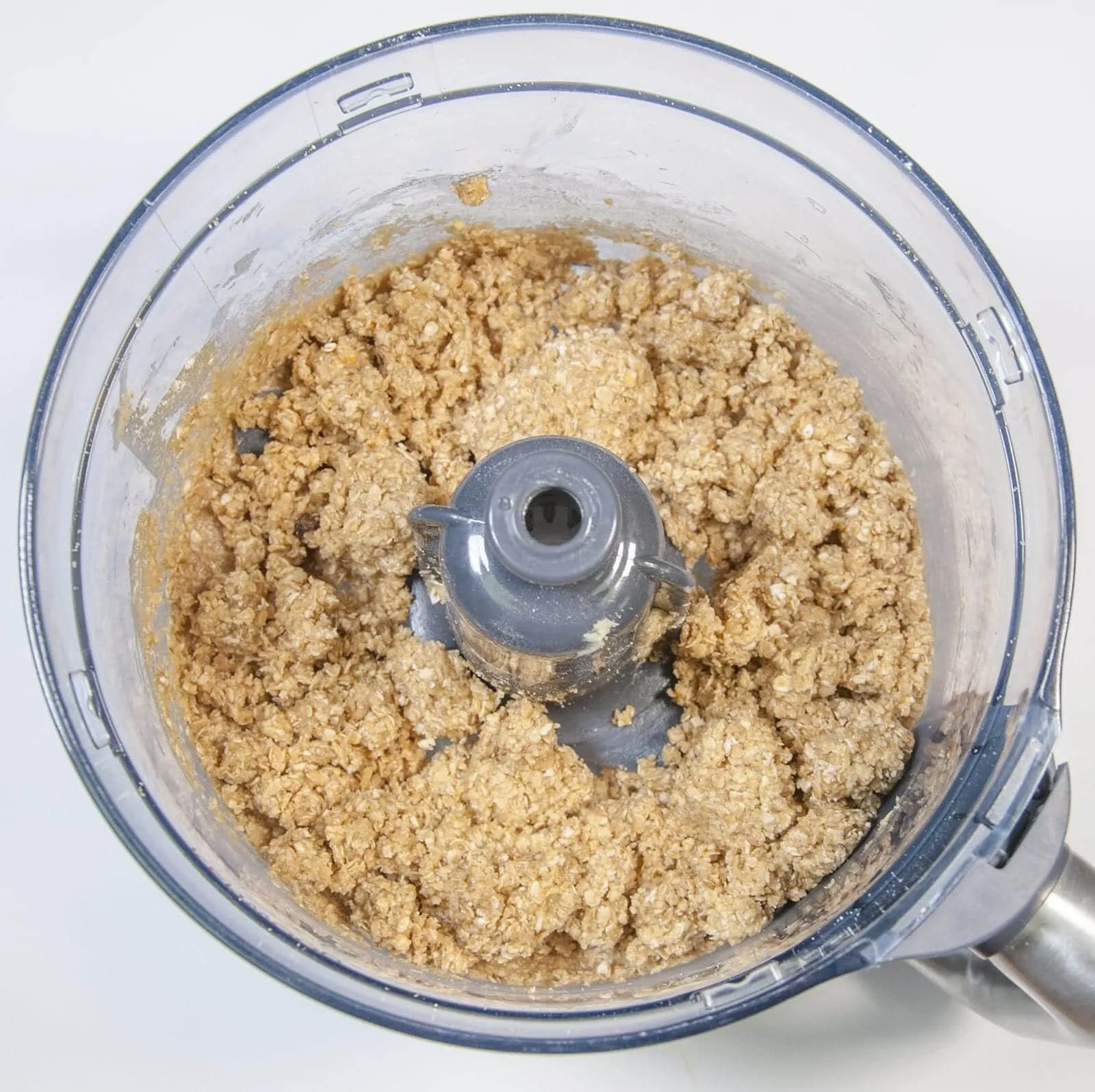 Form the flapjack mixture | https://theyumyumclub.com/2019/06/01/extra-soft-and-chewy-flapjacks/