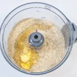 Add the ingredients to a blender | https://theyumyumclub.com/2019/06/01/extra-soft-and-chewy-flapjacks/