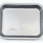 Grease the baking tray | https://theyumyumclub.com/2019/06/01/extra-soft-and-chewy-flapjacks/