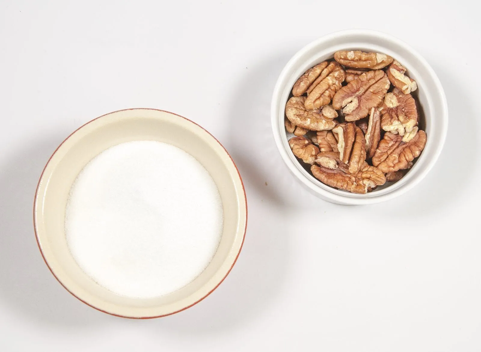 Gather the ingredients together. Humble Hummingbird Cake With Sweet Pecan Dust | https://theyumyumclub.com/2019/06/05/humble-hummingbird-cake-sweet-pecan-dust/