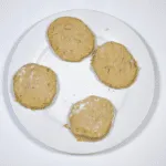 Shape the falafels | https://theyumyumclub.com/2019/07/05/falafels-fit-for-the-pharaohs/