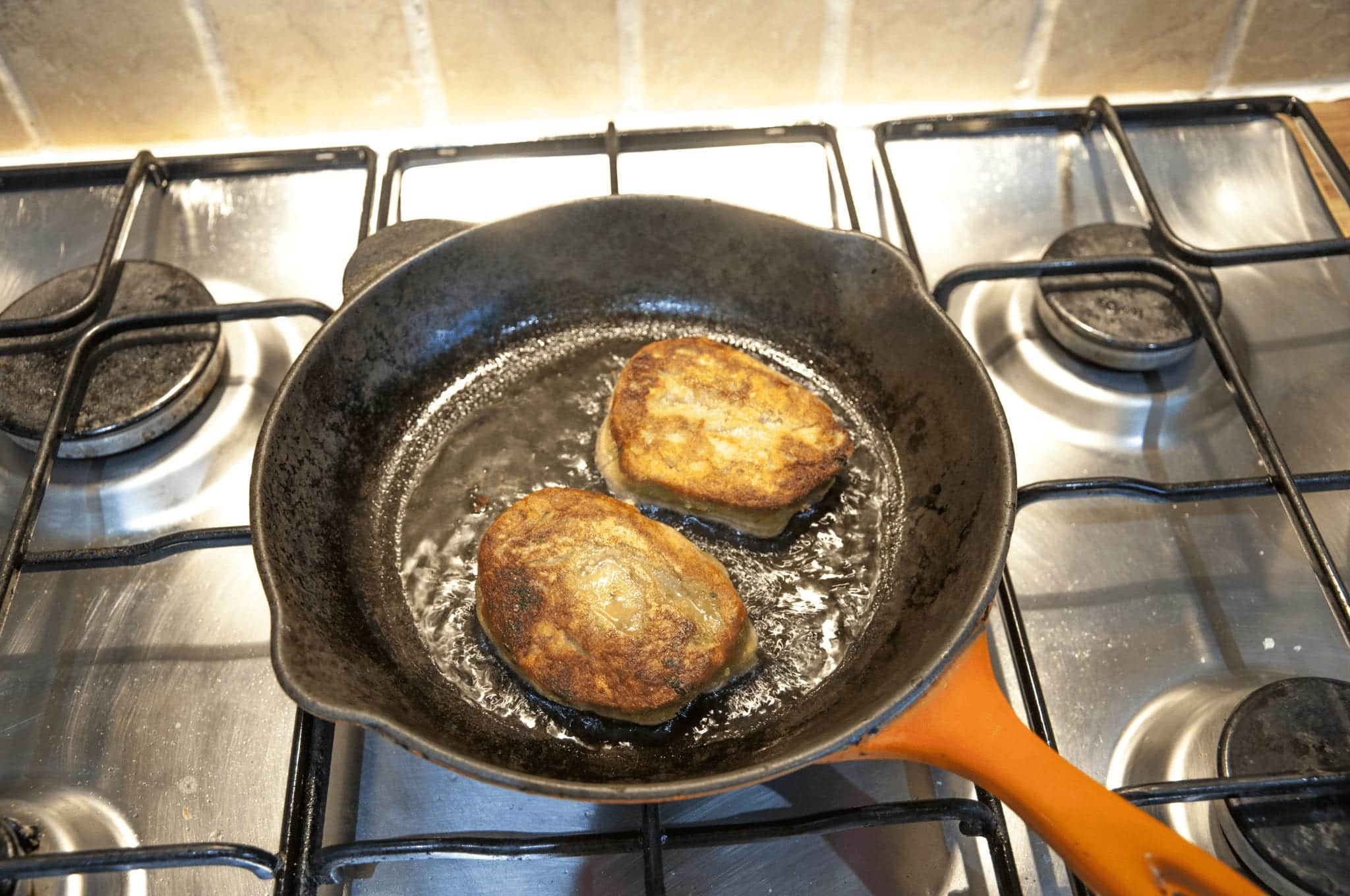 Pan-fry for 3 mins each side | https://theyumyumclub.com/2019/07/05/falafels-fit-for-the-pharaohs/
