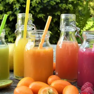 How To Make Healthy Juices At Home: 6 Incredible Ingredients To Use