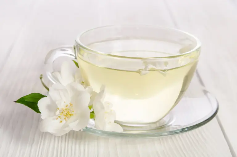 4 Refreshing Ways To Enjoy White Tea
