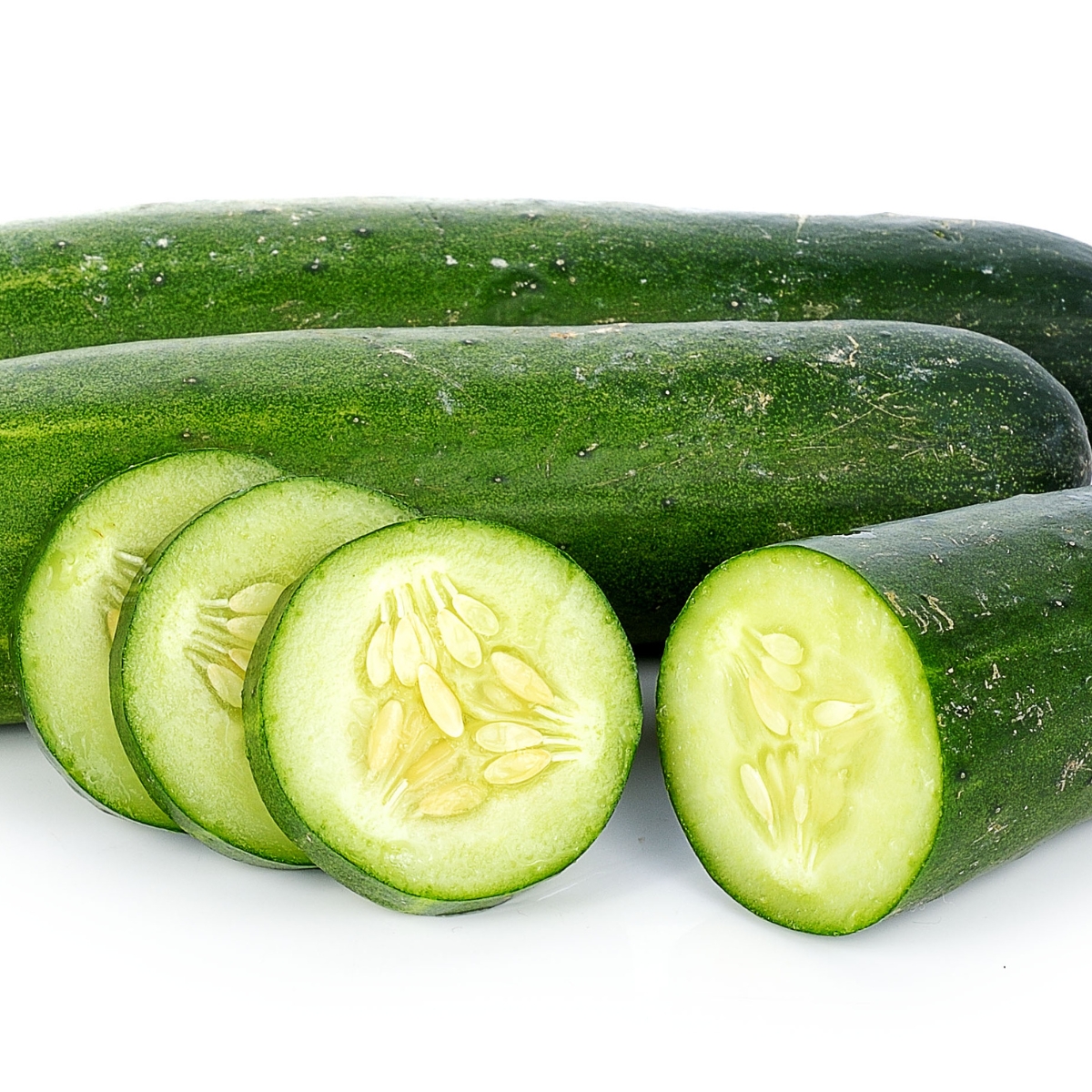 are cucumber peels safe for dogs